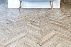 кварц-виниловая плитка ФРАНЦУЗСКАЯ ЕЛОЧКА ламинат