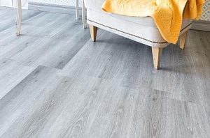 кварц-виниловая плитка ДУБ ПЕПЕЛЬНЫЙ ламинат